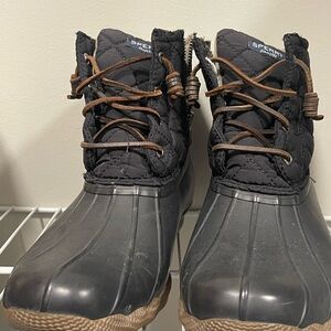 Sperry Duck Boots Black Quilted Waterproof Boots Women’s Size 10